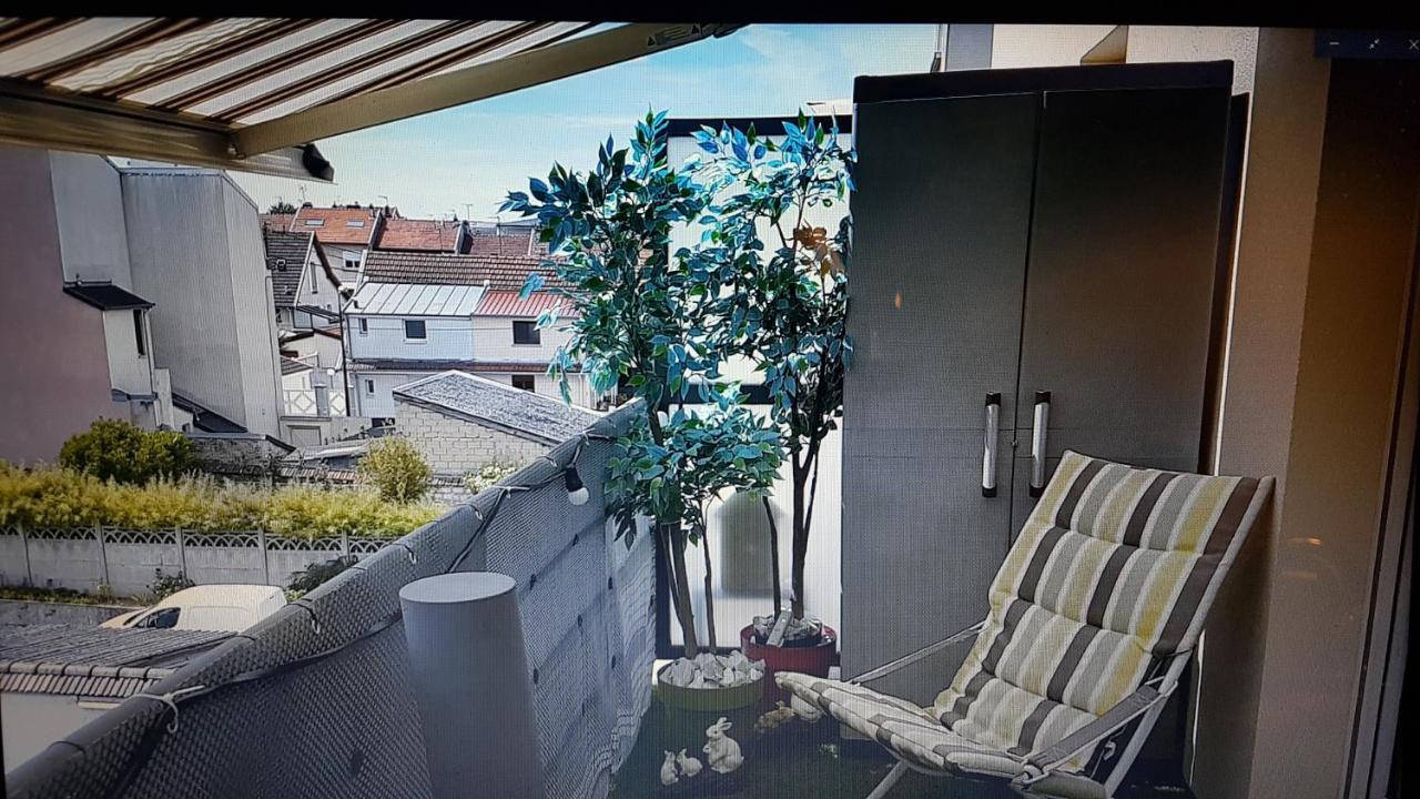 Appartamento Victoria-T2-41m2-Balcon, wifi, linge, produits, ménage inclus Reims Esterno foto
