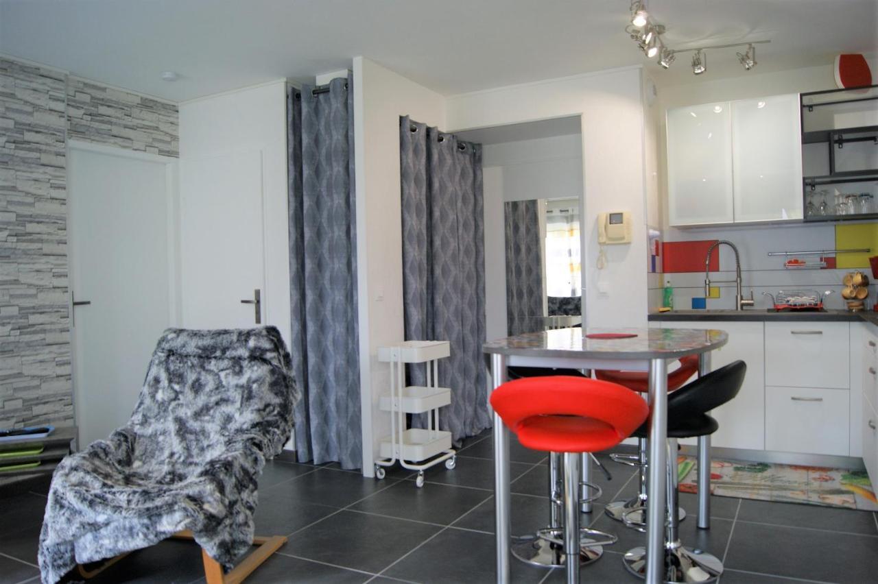 Appartamento Victoria-T2-41m2-Balcon, wifi, linge, produits, ménage inclus Reims Esterno foto