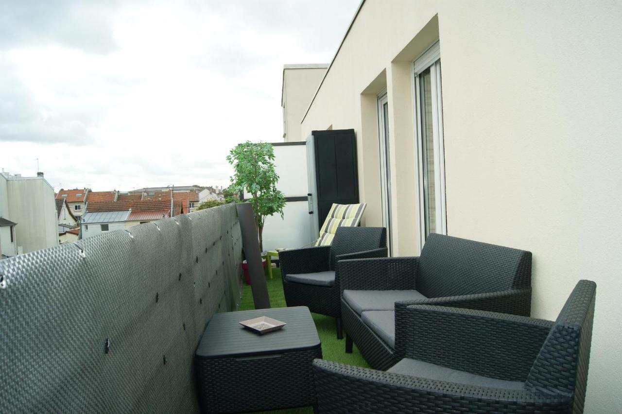 Appartamento Victoria-T2-41m2-Balcon, wifi, linge, produits, ménage inclus Reims Esterno foto