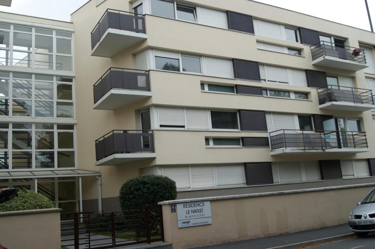 Appartamento Victoria-T2-41m2-Balcon, wifi, linge, produits, ménage inclus Reims Esterno foto