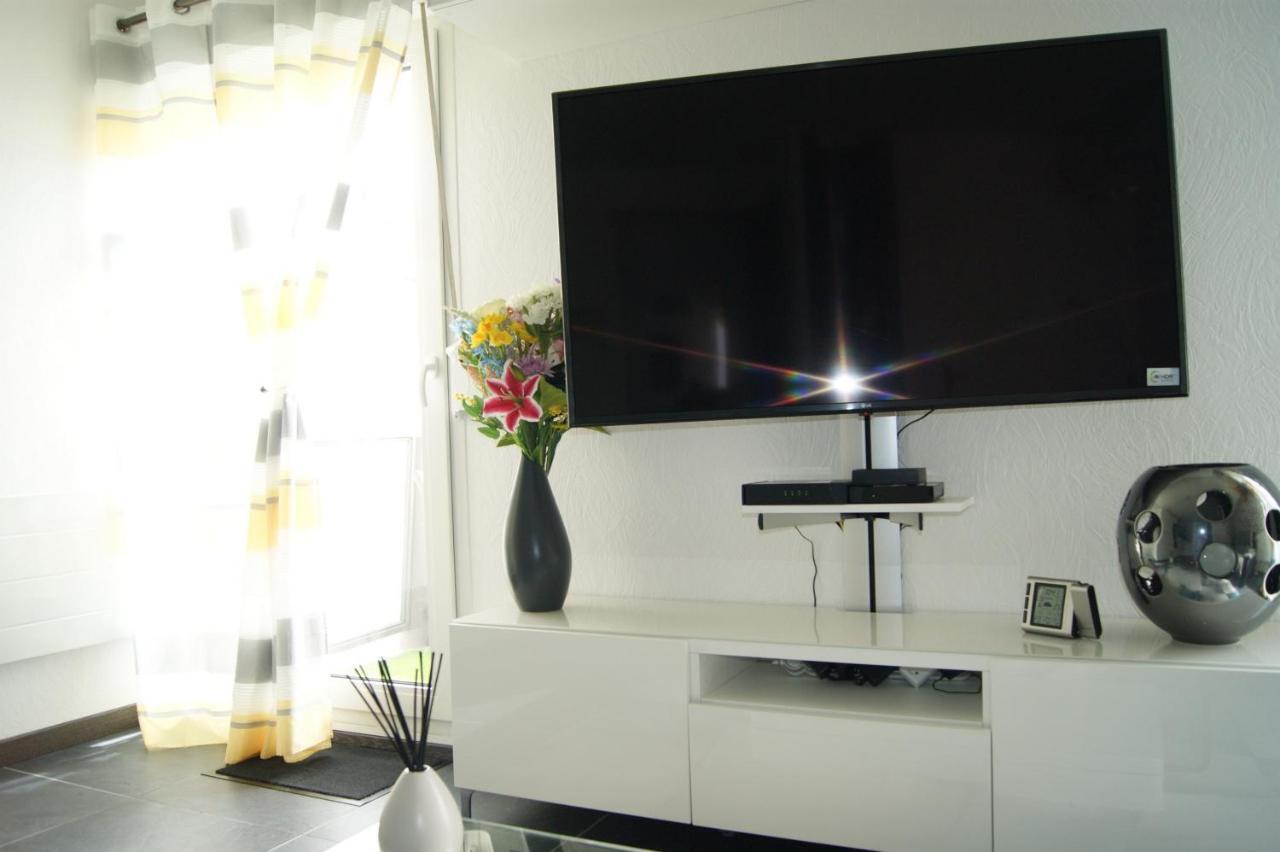 Appartamento Victoria-T2-41m2-Balcon, wifi, linge, produits, ménage inclus Reims Esterno foto